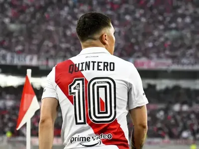 VIDEO | Juanfer Quintero vuelve a River con la 10 y promete magia en el Monumental