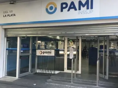Ruidazo en PAMI La Plata: 300 días sin aumento salarial y el ajuste se hace escuchar