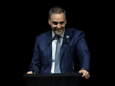 ¿Superfuncionario?: el Gobierno eliminó la Secretaría de Comunicación y concentró sus funciones bajo la órbita de Adorni