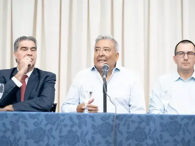 Rubén Ledesma y Capitanich encabezaron una charla con los empleados de comercio sobre la reforma laboral