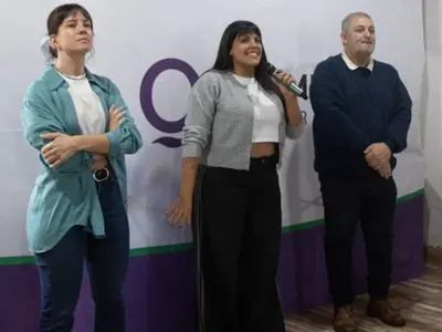Quilmes: el municipio anunció a los vecinos del barrio Santos Vega la construcción de 20 nuevas cuadras de asfalto