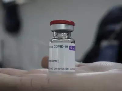 Escándalo con la vacuna AstraZeneca: la Justicia reconoció graves secuelas en una docente de Rosario