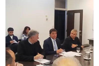 Positiva reunión de CEPBA con diputados para mantener la ley que regula a los Hiper
