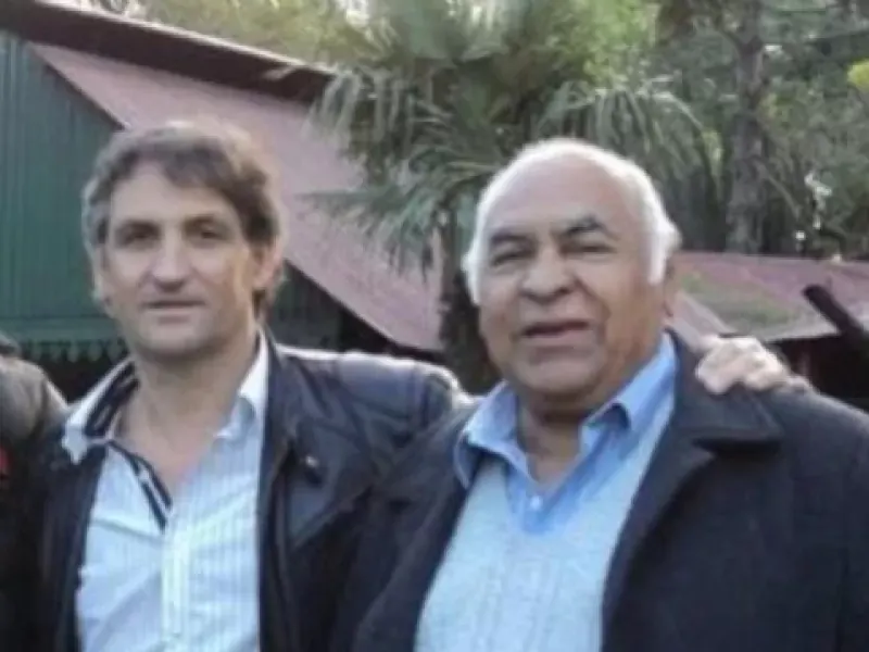 ¡APeBo estalla! El padre del ministro de Defensa torturó a uno de sus dirigentes