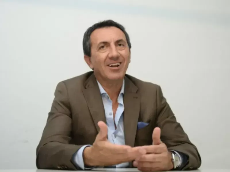 Mariano Cowen sigue sumando denuncias sobre su gestión en el Hipódromo platense