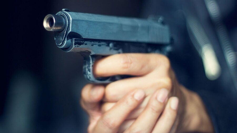 Manchitas era cuidada por vecinos y encontraba refugio en la comisaría. El policía que le disparó fue apartado.