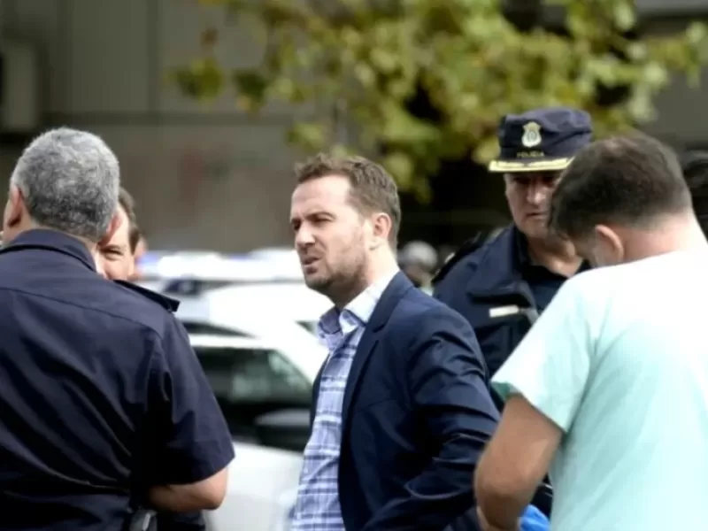 Una fiscalía platense ya investiga una presunta malversación de parte de policías vinculados al mileísmo