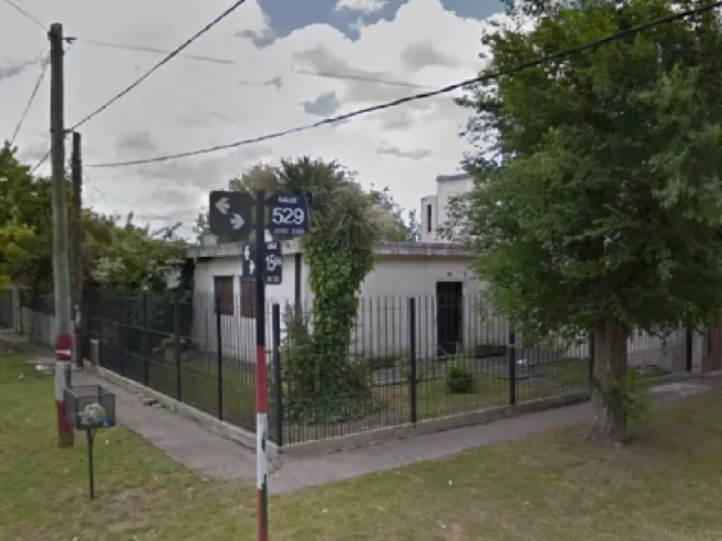 ¡Indignante! Llegar a esa edad para que te pasen estas cosas: tiene 85 años y le entraron a robar en su casa de La Plata mientras dormía