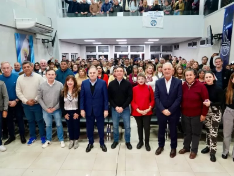 En modo Gobernador 2027: Alak recorrió Florencio Varela y profundizó su perfil provincial con un mensaje sobre desarrollo y geopolítica