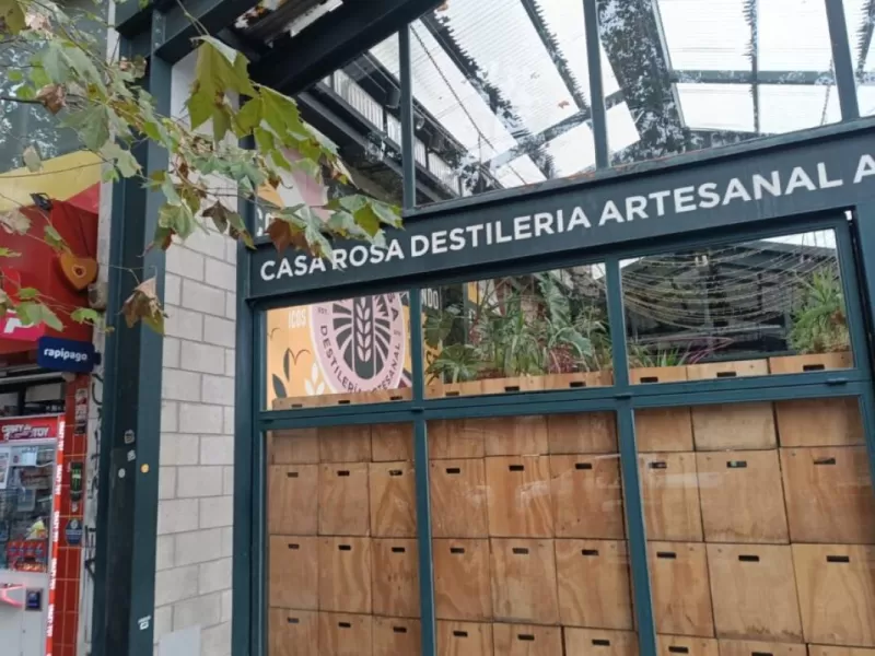 Alarma en Mar del Plata: en dos meses cerraron cerca de 40 hoteles y locales gastron&oacute;micos y ya se perdieron m&aacute;s de 400 empleos