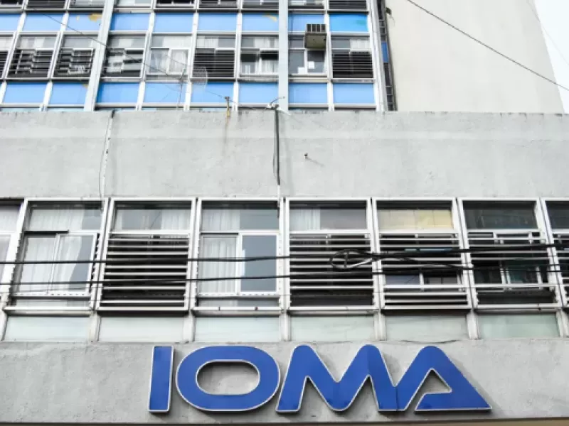 Fraude millonario a IOMA: nuevos vínculos entre Natalia Foresio y Gastón Cuenca complican la causa