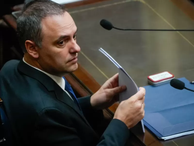 Cuentas bajo la lupa: la Justicia sigue investigando a Manuel Adorni por gastos millonarios que no cierran por ning&uacute;n lado