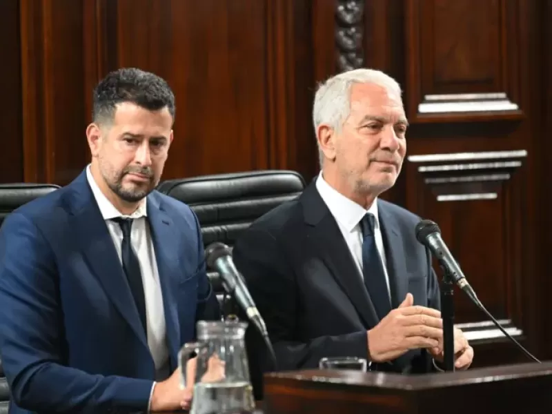 VIDEO | Pol&eacute;mica por los sueldos municipales en La Plata: trabajadores desmienten cifras que dio Alak