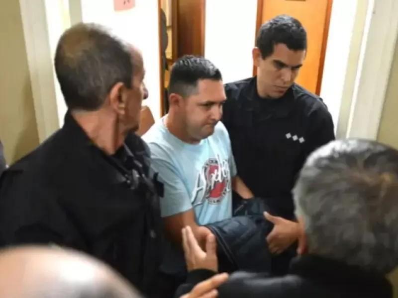 VIDEO | El polic&iacute;a Jos&eacute; C&aacute;cere denuncia que lleva seis a&ntilde;os preso "injustamente" por una muerte en Berisso