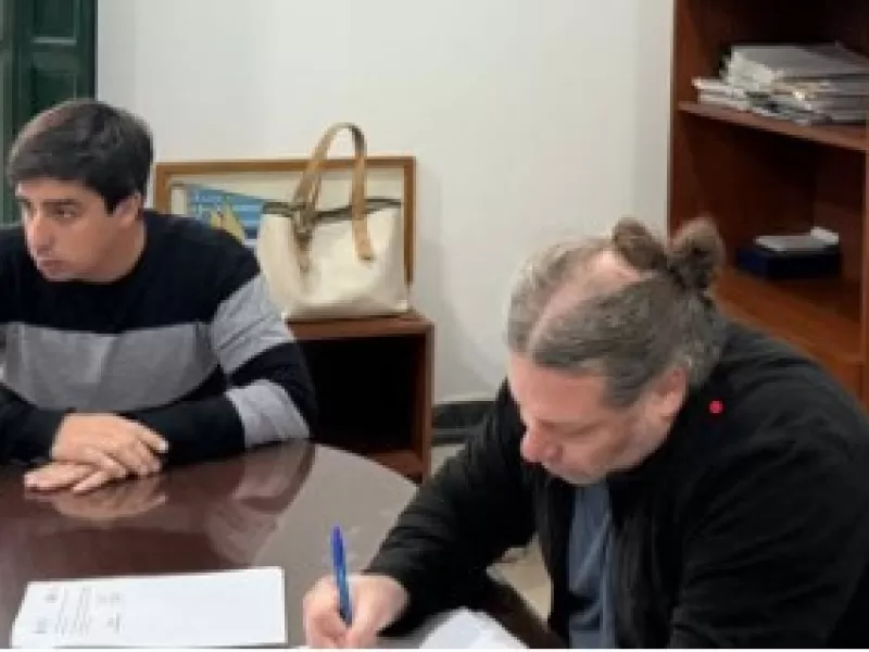 Esc&aacute;ndalo en General Lavalle: un funcionario admiti&oacute; en un audio la compra irregular de una vivienda