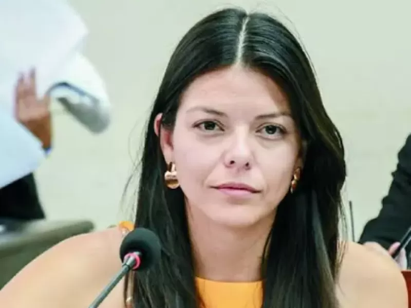 No pega una: la salteña Emilia Orozco va de mal en peor y hace quedar mal a Milei