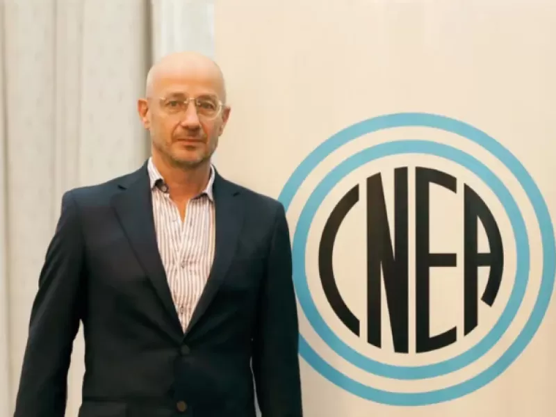 Energ&iacute;a nuclear bajo sospecha: denuncias millonarias, un asesor que no habr&iacute;a ido a trabajar y la mira puesta en Guido Lavalle