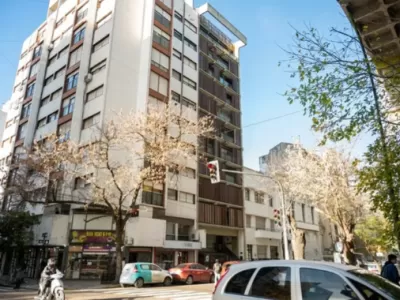 Avanza la investigaci&oacute;n: en medio del esc&aacute;ndalo patrimonial, Manuel Adorni pone en venta un departamento en La Plata