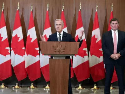 Canad&aacute; anunci&oacute; aranceles de hasta 50% a productos de Estados Unidos en plena guerra comercial