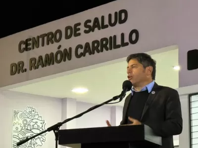 Axel Kicillof: "Milei nos roba recursos para d&aacute;rselos a los bancos, a la timba y a sus amigos"