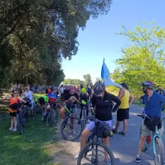 &ldquo;D&iacute;gale S&iacute; a la Bici&rdquo;: de recorridos urbanos a una caravana de 80 ciclistas con llegada a Chascom&uacute;s