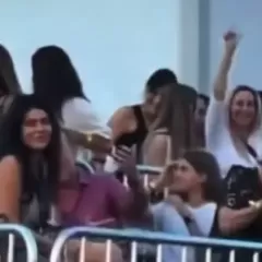 ¿No la bardeaban a Lali por lo mismo?: YPF y Banco Nación, sponsors del show privado de Tini Stoessel