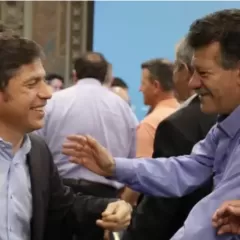 Escándalo por fondos públicos: Kicillof transfirió millones a un intendente para una fiesta que ya se había celebrado