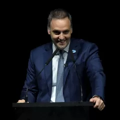 ¿Superfuncionario?: el Gobierno eliminó la Secretaría de Comunicación y concentró sus funciones bajo la órbita de Adorni