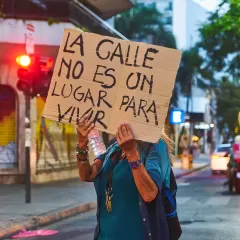 El INDEC revel&oacute; que 8 de cada 10 trabajadores no cubre con sus ingresos la canasta de pobreza