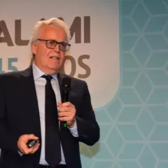M&aacute;s problemas en el &aacute;rea de Salud: investigan al superintendente por su v&iacute;nculo con firmas offshore en Panam&aacute;