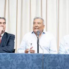 Rub&eacute;n Ledesma y Capitanich encabezaron una charla con los empleados de comercio sobre la reforma laboral