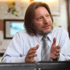 Esc&aacute;ndalo: Denuncian a tres psic&oacute;logas platenses por elaborar falsos informes de abuso para desvincular a padres de sus hijos