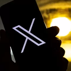 La red social X tendr&aacute; etiquetas para delatar al contenido generado con IA